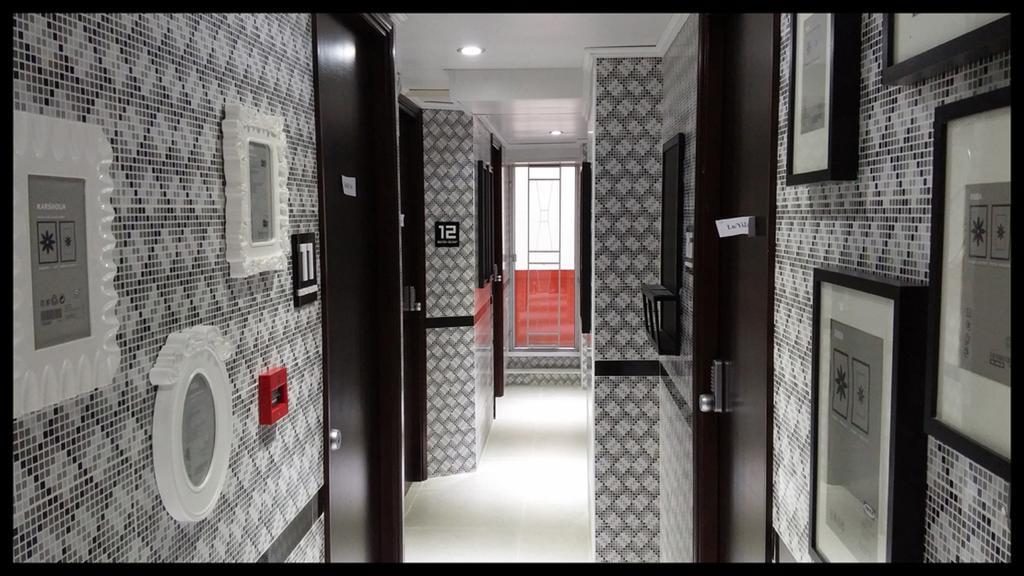 Micro Hotel Hong Kong Bagian luar foto