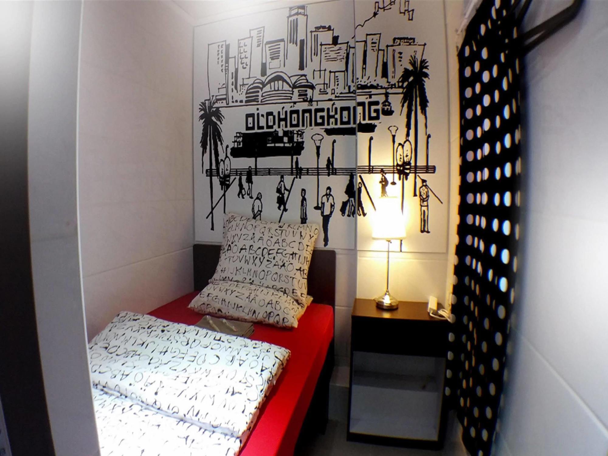 Micro Hotel Hong Kong Bagian luar foto